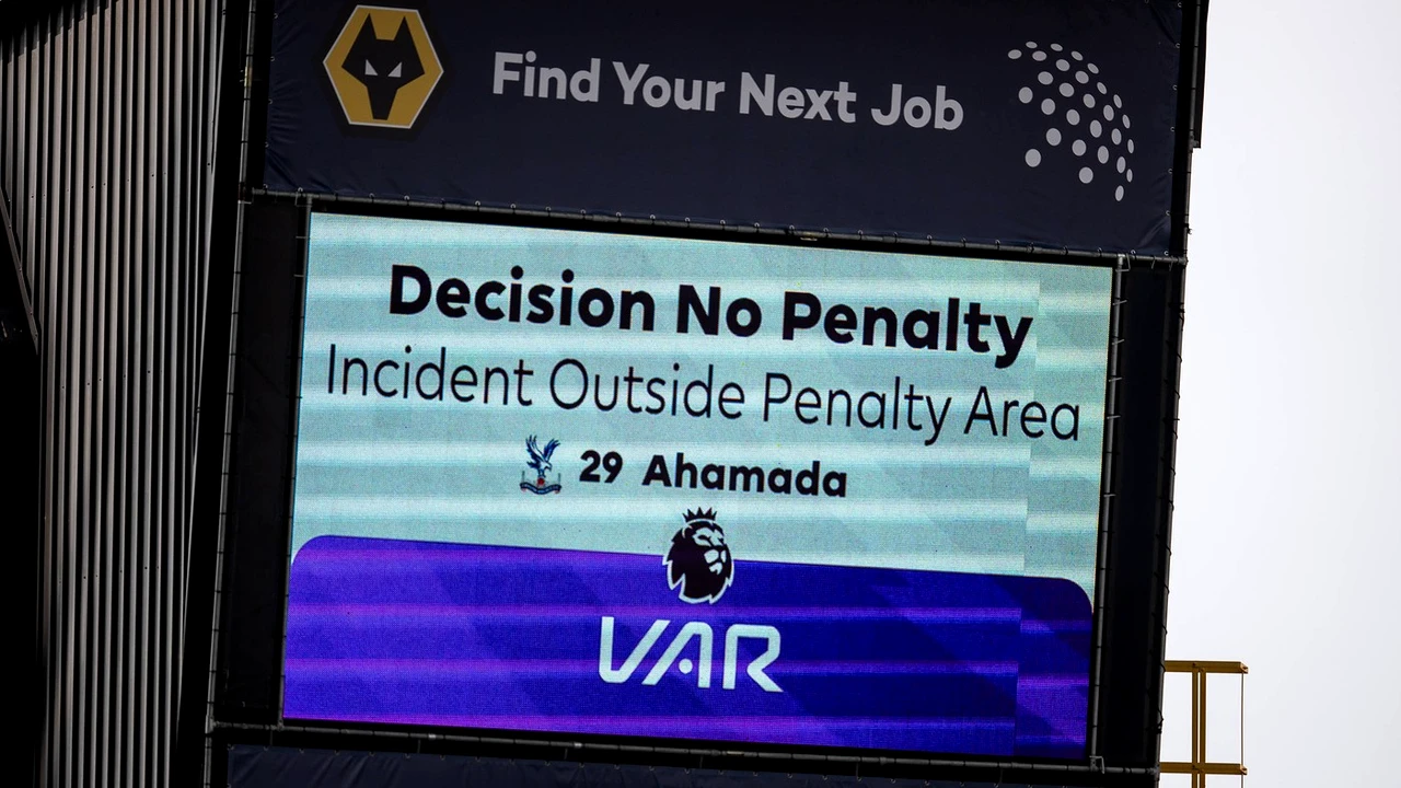 Dispare VAR după dezastrul din acest sezon?! Cluburile uriașe din Premier League vor da un vot decisiv