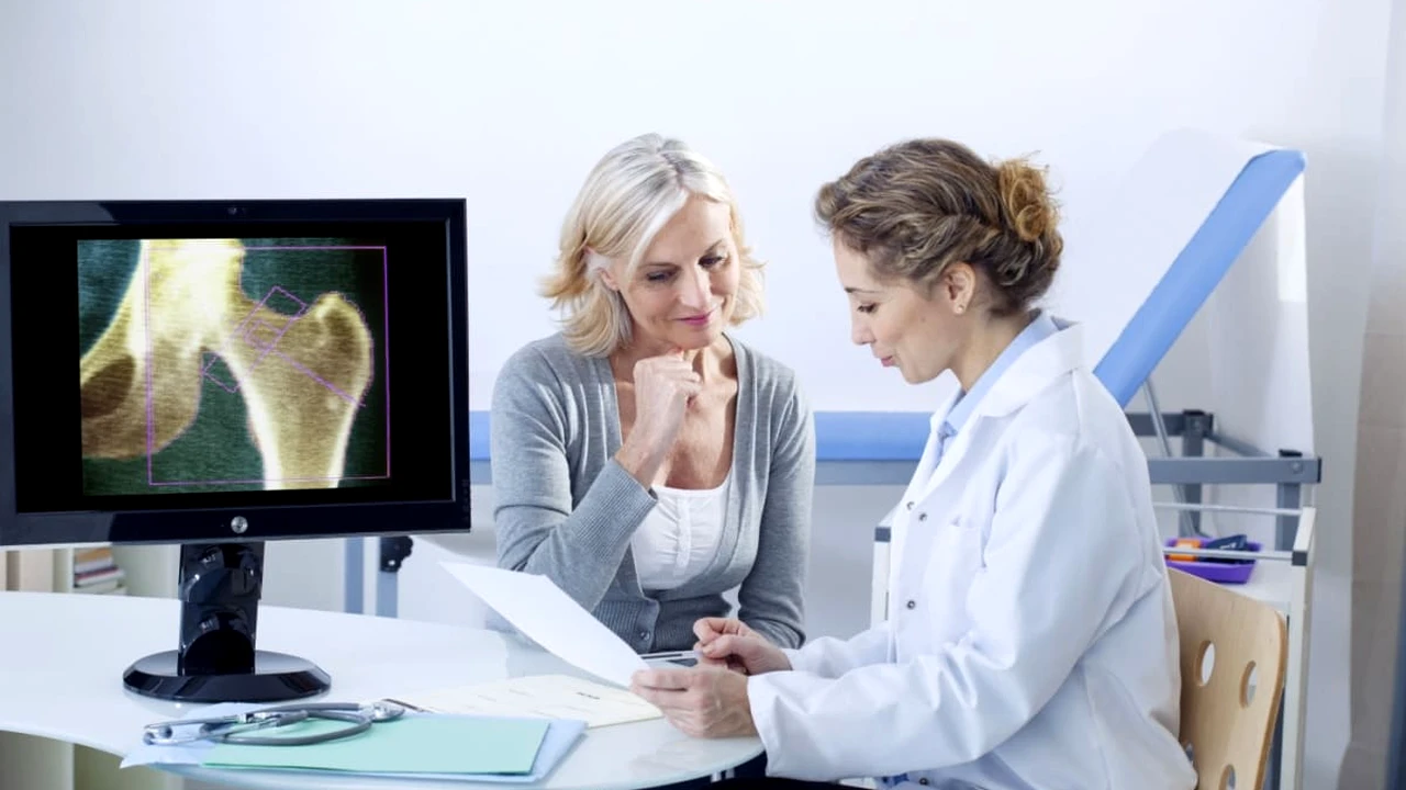 Ce este osteoporoza și cum poate fi depistată cu ajutorul analizei DEXA (P)