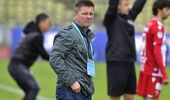 S-a enervat Dusan Uhrin la conferința de presă. Antrenorul lui Dinamo a refuzat să vorbească despre vina lui în retrogadarea echipei