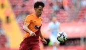 Antrenorul lui Galatasaray, dat pe spate de Olimpiu Moruțan. Ce a spus despre român