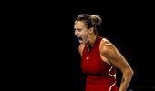 Aryna Sabalenka s-a calificat în finala de la Australian Open 2024. În cea de-a doua semifinală se vor înfrunta Dayana Yastremska și Qinwen Zheng