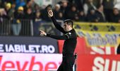 Epic fail pentru Chivulete. A dat un penalty penibil, dar VAR l-a salvat