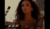 Mădălina Ghenea, cea mai incendiară filmare din acest an: A purtat un body-leopard și a ridicat temperatura din termometre