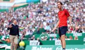 Scandal la Monte Carlo: Daniil Medvedev l-a jignit pe arbitru în timpul meciului cu Gael Monfils: „Idiotule! Ești ridicol””