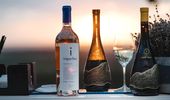 Tur, degustare și relaxare: experiența „Acasă la vin” by Unvinpezi.ro continuă la Crama Rasova (P)