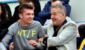 „Nu mă așteptam, credeam că e prietenul meu”. Becali l-a distrus pe Tănase, după ce fotbalistul a refuzat să plece în cantonament: „Mi-a zis că nu vrea contract pe un an”