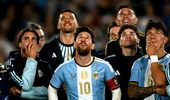 „Este inimitabil. Nu va mai exista nimeni ca el pe teren”. Reacţia lui Scaloni după retragerea lui Messi din naţională