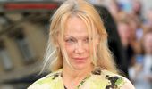 Pamela Anderson, apariție horror: „Întotdeauna am murdărie sub unghii”! Zici că-i „Muma Pădurii”: Complet nemachiată, e de nerecunoscut
