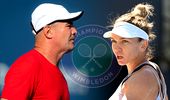 Antrenorul care a ajutat-o pe Simona Halep să câștige la Wimbledon sare în apărarea tenismenei. “Dacă pleca de la masă și rămâneau mâncarea și băuturile acolo, nu mai mânca”