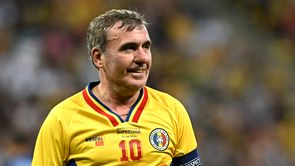 Născuţi în aceeaşi zi. Gică Hagi, la 61 de ani, Cristiano Ronaldo împlineşte 41 de ani, iar Neymar sărbătoreşte 34 de ani