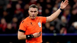 Criticat după Rapid – Dinamo, Istvan Kovacs arbitrează din nou în Europa. Ce partidă a primit centralul în această săptămână