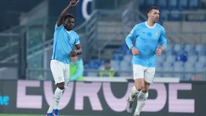Spectacol total în Coppa Italia. Lazio a condus-o de două ori pe Atalanta, dar defensiva l-a trădat pe Sarri. Meciul ultimei şanse pentru capitolini se joacă la Bergamo