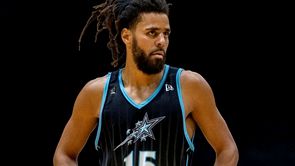 De necrezut. Celebrul rapper J. Cole a semnat cu o echipă profesionistă de baschet