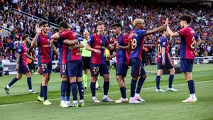 Fundaș central pentru FC Barcelona! Spaniolii anunță o revenire de senzație