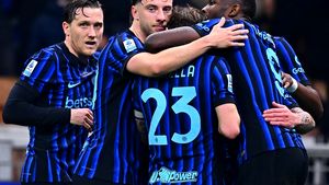 Inter se impune clar în Serie A: 2-0 cu Genoa CFC, însă Cristi Chivu avertizează: „Nu am câştigat încă Scudetto”