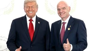 Donald Trump rămâne fără distincție? Parlamentarii au cerut o anchetă privind Premiul FIFA pentru Pace acordat de Gianni Infantino