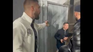Agentul Rareș Pop, licență suspendată 60 de zile după ce s-a crezut Goliat printre jurnaliști și i-a bruscat în Giulești. Exclusiv