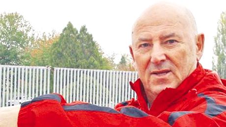 Ioan Sdrobiș a decedat la 79 de ani. Tehnicianul care l-a descoperit pe Chivu, regretat: „Nimeni nu a iubit fotbalul aşa cum l-a iubit el”