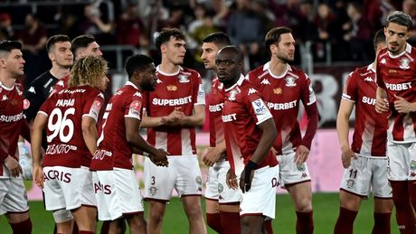 Gâlcă face curățenie în lotul Rapidului! Încă un fotbalist va pleca din Giulești și se va alătura altei formații din Superligă