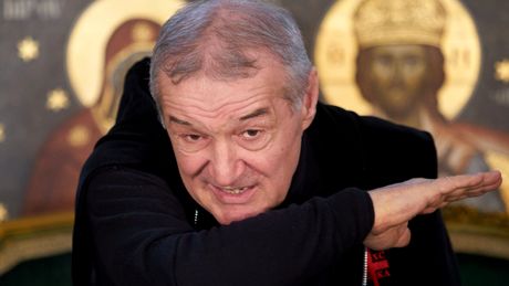 Gigi Becali a uimit cu o primă decizie după Dinamo – FCSB 4-3! Ce se întâmplă cu jucătorii. Finanțatorul s-a hotărât ce face cu Charalambous: „Păi, ce, sunt idiot?”