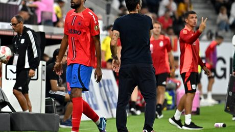 Malcom Edjouma a fost reprimit în lotul FCSB, dar poate pleca în scurt timp: „Poate să semneze cu orice echipă”