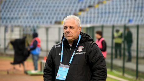 OFICIAL | Conducerea Rapidului a decis! Marius Șumudică va rămâne pe banca giuleștenilor