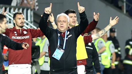 Șumudică și-a anunțat demisia, dar încă nu poate pleca. Ce îl oprește pe antrenor să se despartă de Rapid