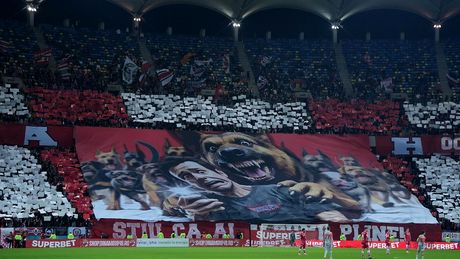 Dinamo a pierdut jucători importanţi, iar întăririle întârzie să apară: ”Nu este în regulă”