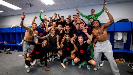 FC Barcelona este campioana Spaniei pentru a 28-a oară. Catalanii, care au reuşit eventul în acest sezon, au câştigat cu 2-0 derby-ul cu Espanyol