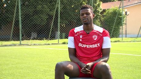 Eddy Gnahore, dezvăluire surprinzătoare. Ce echipă detestă mijlocașul francez de la Dinamo: „Sunt haterul numărul 1!”