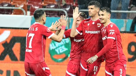 Dinamo, lăudată în direct după ultima etapă: ”Echipa cu cel mai bun atac poziţional”