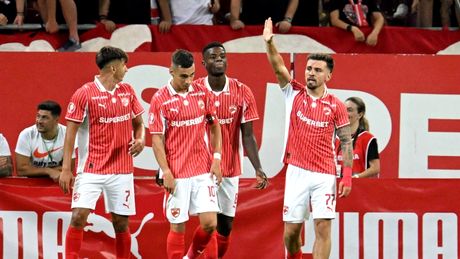 Dinamo îşi conturează strategia pentru perioada de transferuri. Nicolescu a anunţat clar ce întăriri caută „câinii”