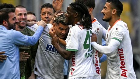 VIDEO | Ianis Hagi, gol superb în campionatul Turciei, de la 25 de metri! L-a învins pe Andre Onana