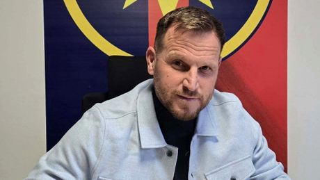 Românul care a scris istorie la Dinamo Kiev nu îi vede favoriţi pe ucraineni în duelul cu U Cluj: ”Şansele sunt 50-50”