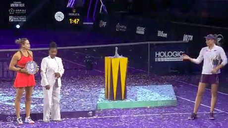 Scandal imens la finalul Turneului Campioanelor. Marea câştigătoare a refuzat să se fotografieze în timpul ceremoniei alături de noua şefă WTA