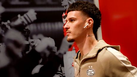 Dennis Man este pe val în Olanda! Internaţionalul român şi-a trecut în cont încă un assist pentru PSV