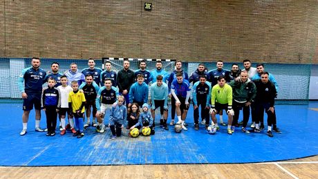 Nelu Varga l-a făcut praf pe Louis Munteanu, după poza făcută în tricoul FCSB: ”Lipsit de creier”