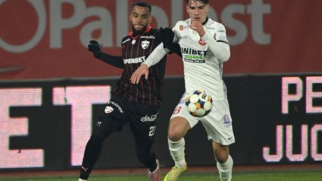 „Dubla” lui Opruţ a făcut-o lider pe Dinamo! ”Câinii” au câștigat împotriva lui FC Hermannstadt