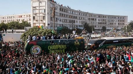 Cu cât au fost premiați campionii Cupei Africii! Președintele din Senegal a anunțat suma și terenul primit pe litoral