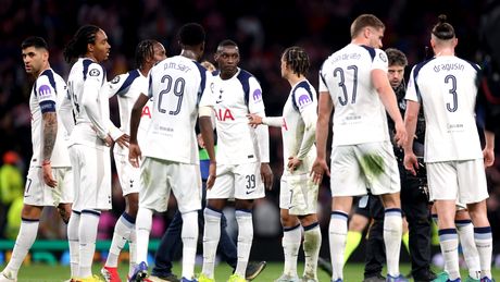 Cu Drăguşin rezervă, Tottenham a pierdut un meci capital în lupta de la retrogradare. Spurs, umilită pe propriul teren
