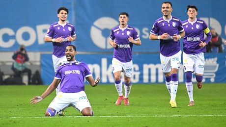 Universitatea Craiova, încurcată acasă de FC Argeş. Principala favorită la titlu, învinsă la debutul în play-off