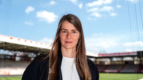 Moment istoric! Marie-Louise Eta devine prima femeie care antrenează o echipă dintr-un campionat de top al Europei