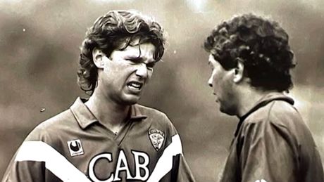 Mesajul tulburător postat de Florin Răducioiu în ziua în care Mircea Lucescu a fost înmormântat: „Bună dimineaţa, Nea Mircea! Nu! Nu sunt pregătit pentru ziua asta…”