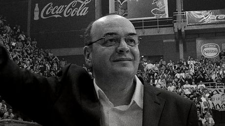 Un alt deces zguduie lumea sportului românesc. Fostul antrenor de la U Cluj a murit. Avea doar 67 de ani