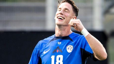 Lovitura pregătită de Dinamo! Atacant cu meciuri la națională, tot mai aproape de SuperLiga