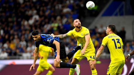 Alessio Romagnoli rămâne în Serie A, deşi în urmă cu jumătate de an şi-a luat rămas bun cu ochii în lacrimi de la suporterii lui Lazio. Unde va juca fundaşul
