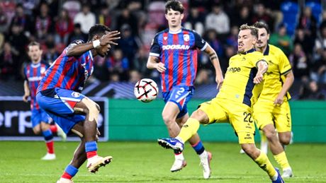 Olaru şi Corbu au făcut spectacol în Europa League. Echipele românilor s-au distrat cu Viktoria Plzen şi Celtic