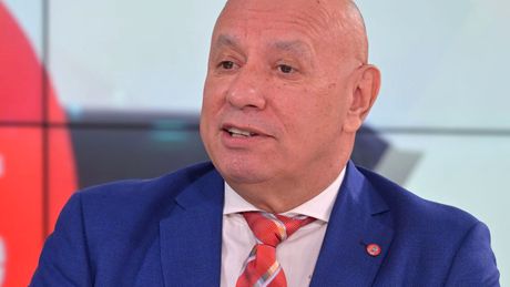 „Perechea” perfectă pentru Andrei Burcă, după accidentarea lui Radu Drăgușin. Aurel Țicleanu: „A făcut un salt extraordinar”