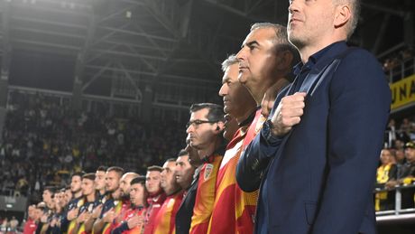 Încă un fost mare fotbalist îl apără pe Edi Iordănescu, în fața „Regelui” Hagi. „Gică este subiectiv” EXCLUSIV