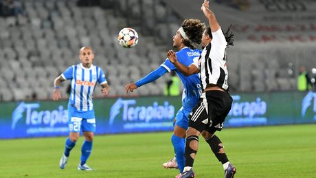 Universitatea Craiova, debut cu dreptul în play-off după succesul în fața Universității Cluj. Oltenii trec pe prima poziție